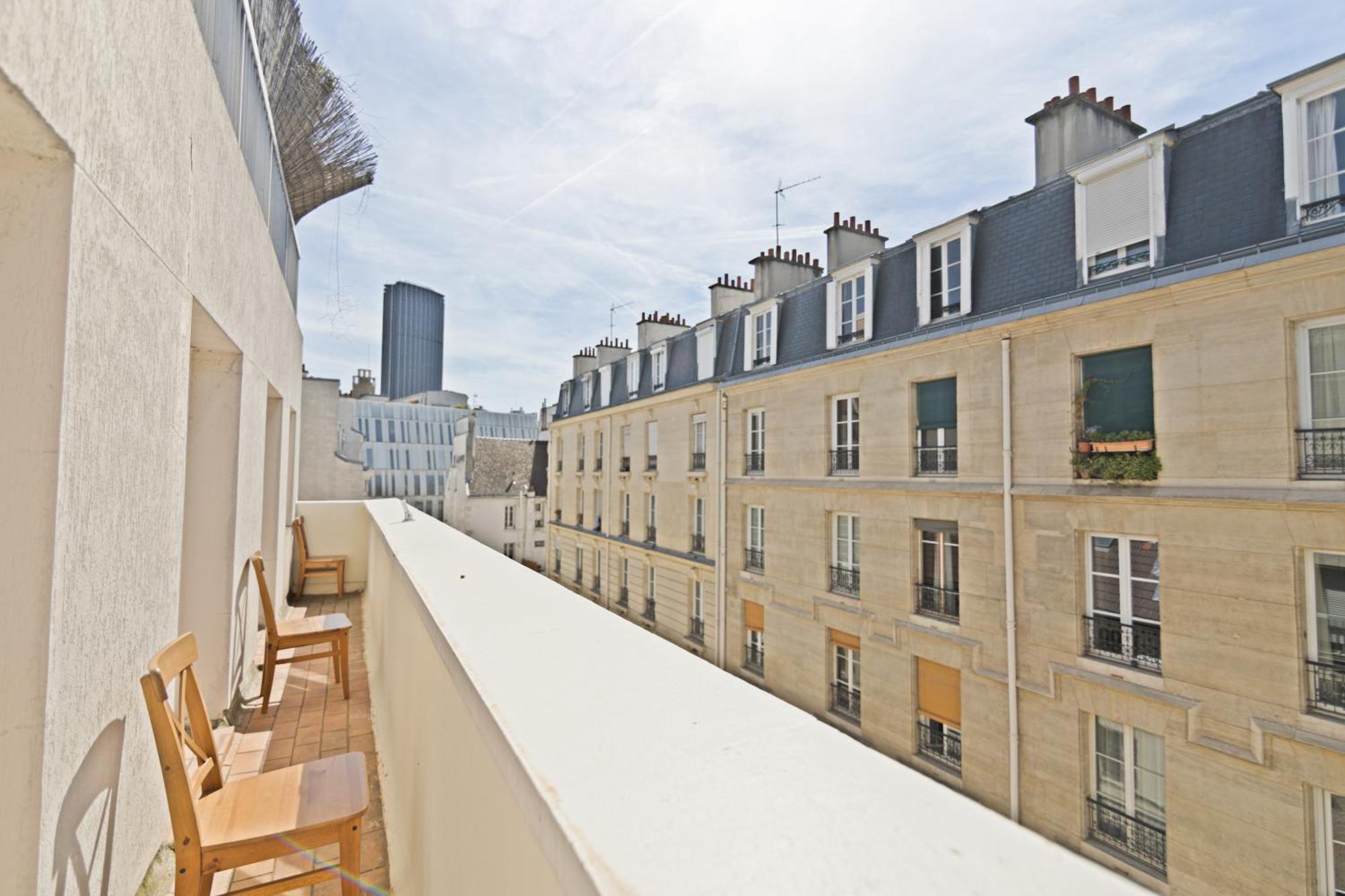 Quartier Luxembourg Free Netflix Apartment